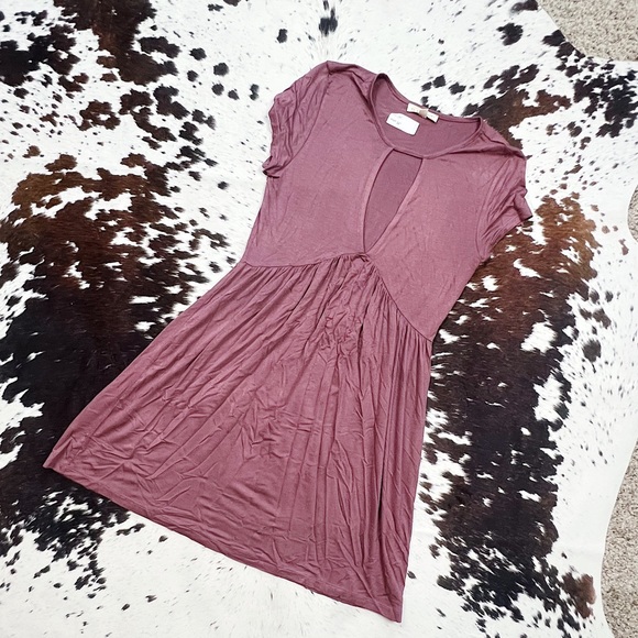 LA HEARTS Maeve Cut Out Skater Casual Dress - Picture 1 of 7